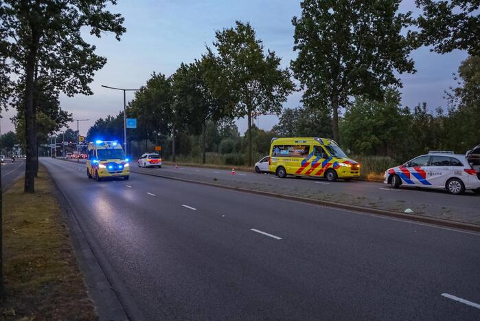 Persoon gewond door steekpartij in personenauto