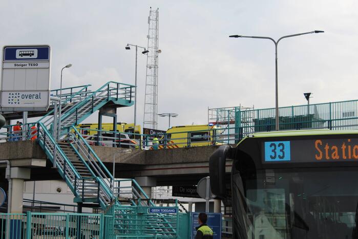 Traumahelikopter landt voor incident bij TESO veerhaven