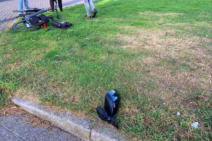 Fietsster aangereden door auto