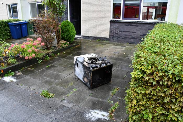 Wasdroger belandt op straat na brand