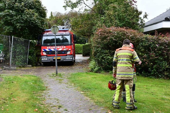 Lage druk gasleiding gesprongen midden in weiland