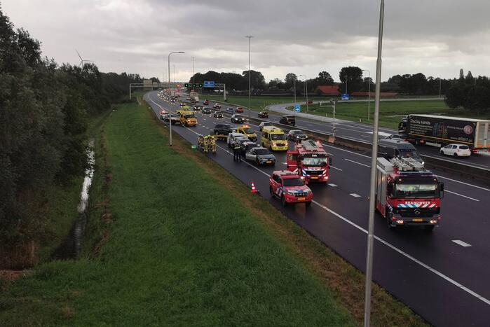 Schade aan meerdere voertuigen door kettingbotsing
