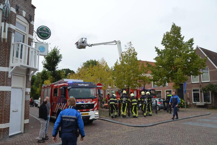 Veel rook bij keukenbrand van woning