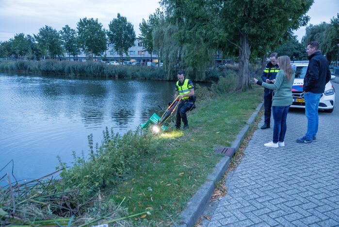 Dieven dumpen gestolen New York Pizza e-bike in sloot