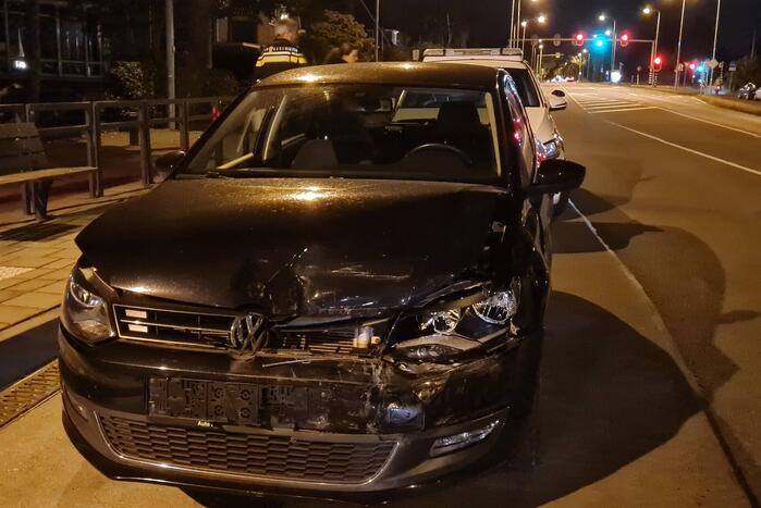 Twee auto's zwaar beschadigd na ongeval