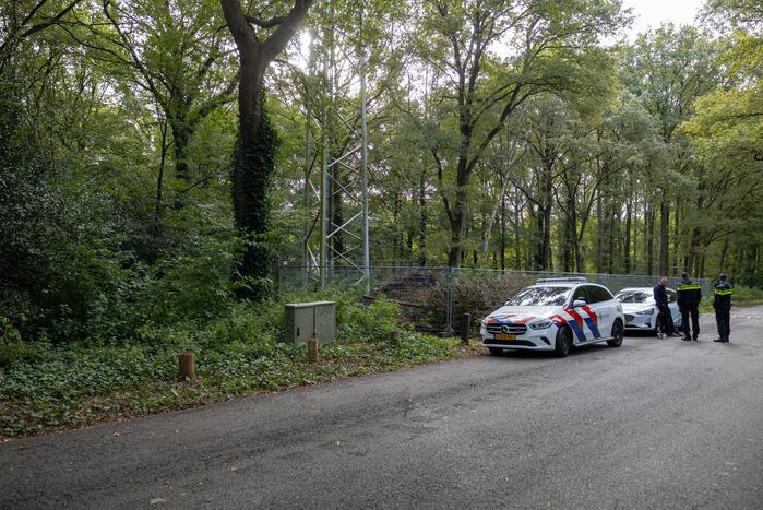 Brand bij GSM zendmast