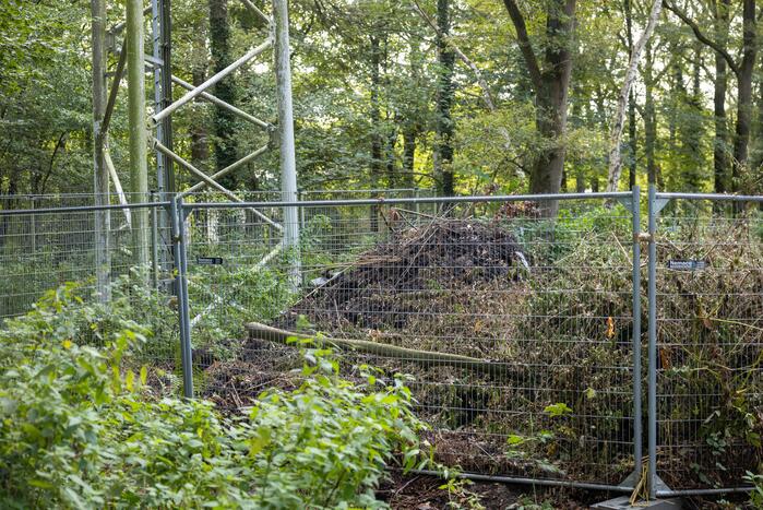 Brand bij GSM zendmast