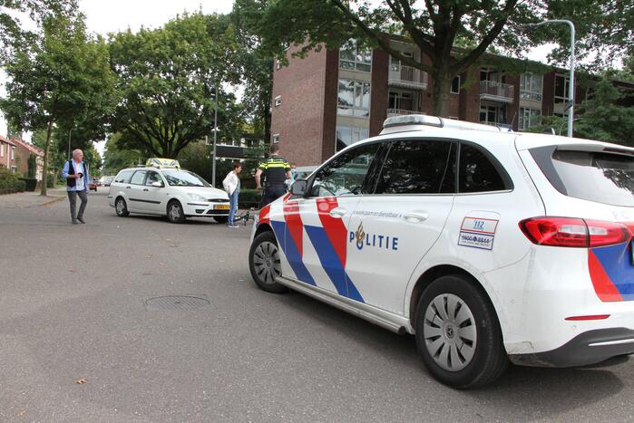 Vrouw gewond bij aanrijding met auto