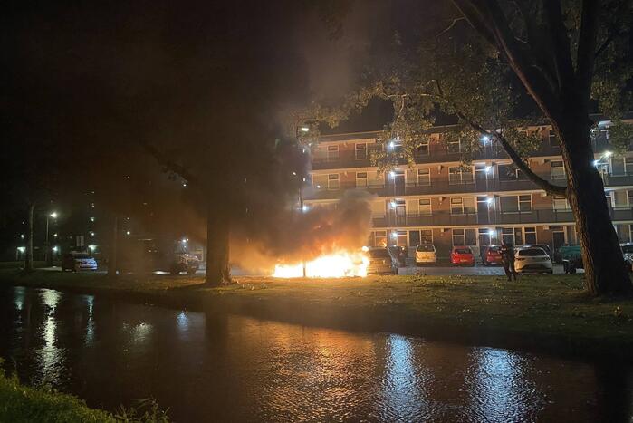 Drie auto's verwoest door brand