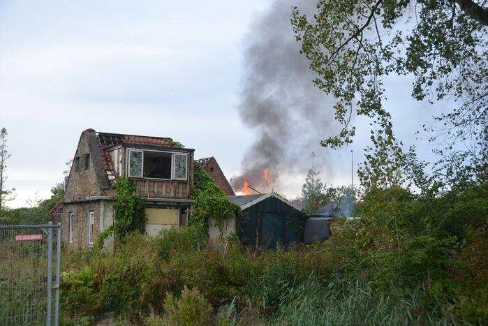 Wederom brand bij slooppanden
