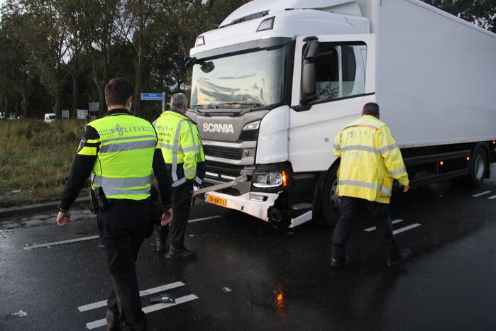 Twee gewonden na ongeval met vrachtwagen