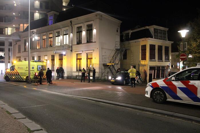 Fietsster komt in botsing met personenauto