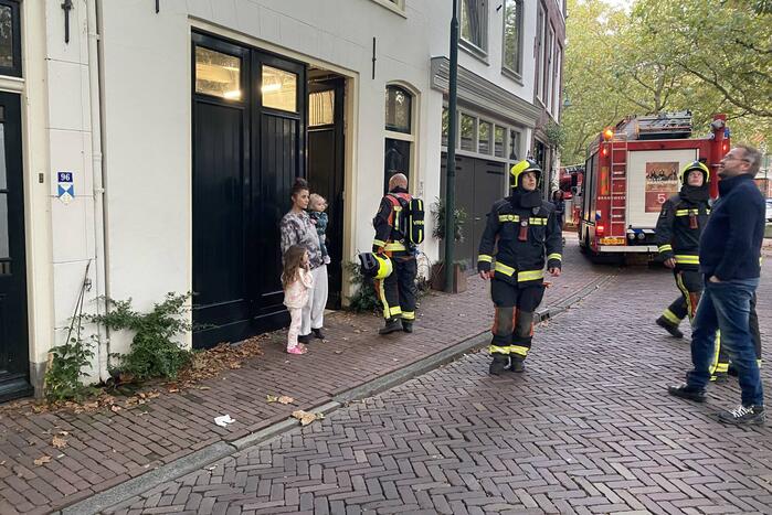 Sterke brandlucht geroken in woning