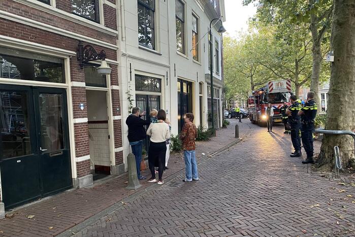 Sterke brandlucht geroken in woning
