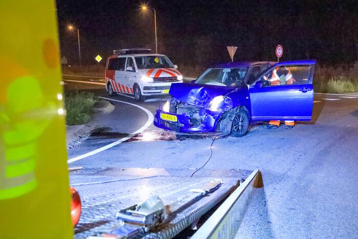 Veel schade bij ongeval tussen auto en lijnbus