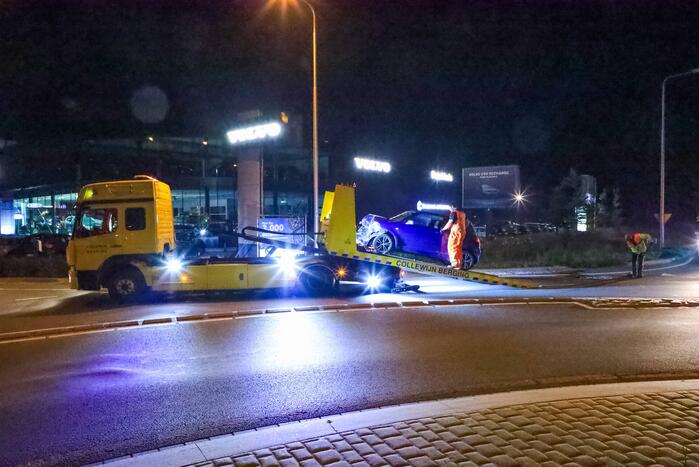 Veel schade bij ongeval tussen auto en lijnbus