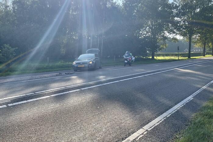 Veel schade bij aanrijding tussen twee auto's