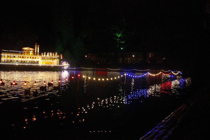 Kruispunt platgelegd door explosie verkeerslicht