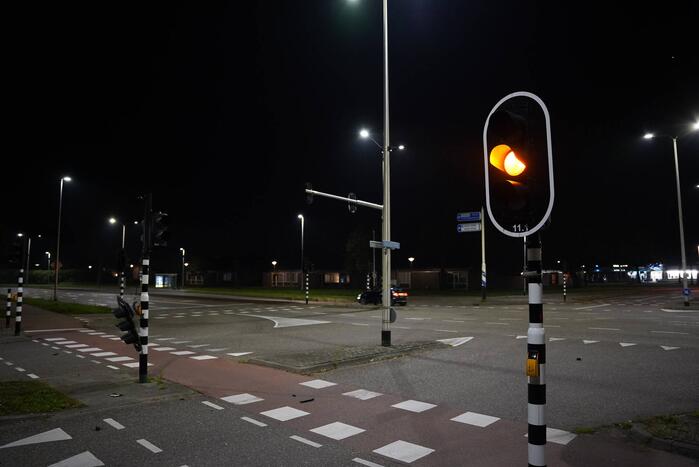 Kruispunt platgelegd door explosie verkeerslicht