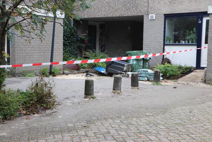 Voorzijde weggezakt bij een woning