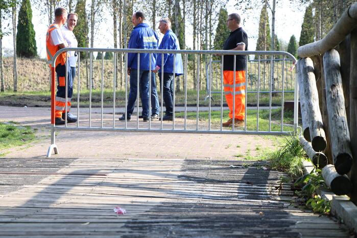 Brug zakt in tijdens marathonloop