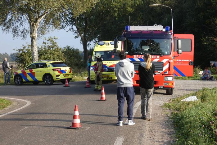 Twee auto's in de sloot door ongeval