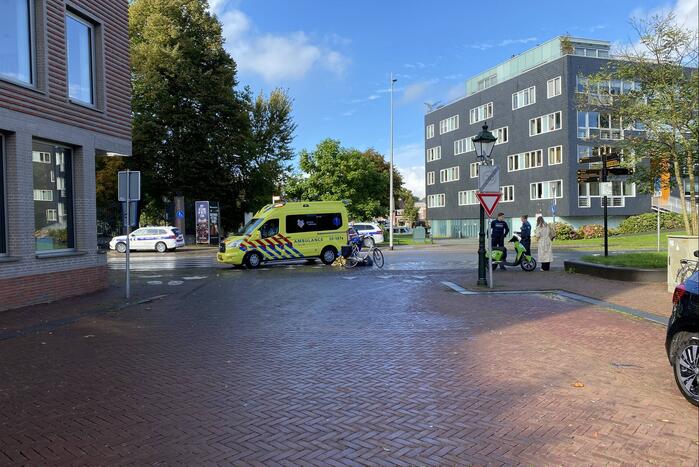 Fietser gewond bij botsing met deelscooter