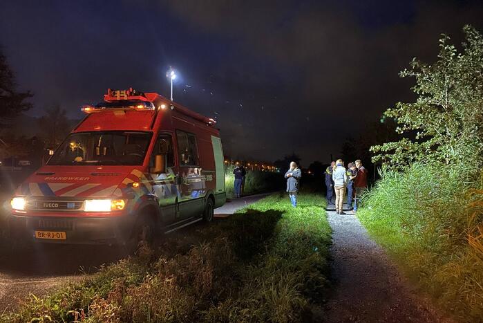 Inzet hulpdiensten na kledingvondst bij meer
