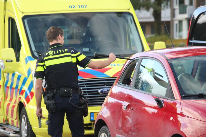 Gewonde bij ongeval tussen scooter en personenauto