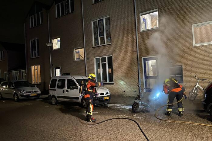 Scooter volledig uitgebrand