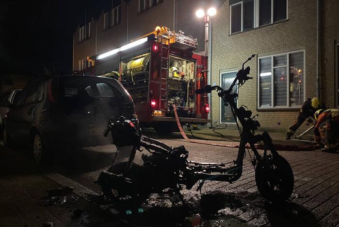 Scooter volledig uitgebrand