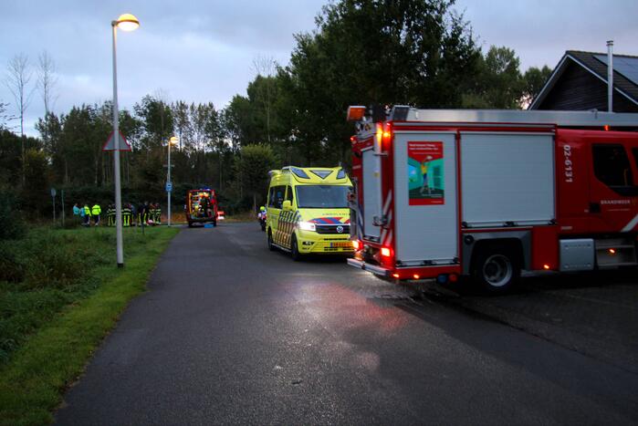 Zoekactie in water na vondst scooter in sloot