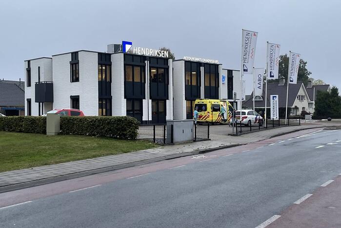 Fietsster onderuitgegaan bij botsing