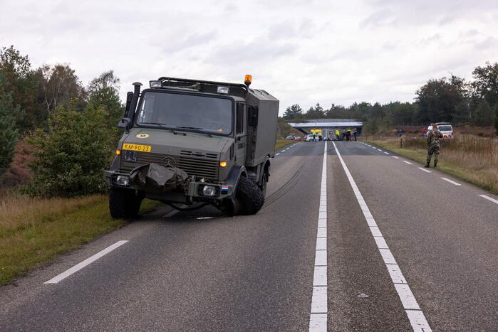 Provincialeweg afgesloten na flink verkeersongeval