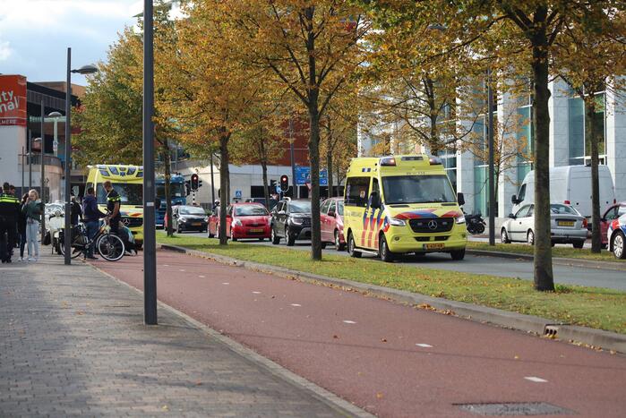 Scooterrijder gewond bij botsing met fietser