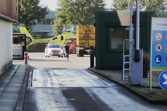 Traumahelikopter landt op bedrijventerrein Kievitsmeent