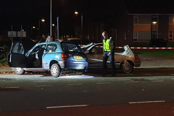 Twee gewonden bij ernstig ongeval