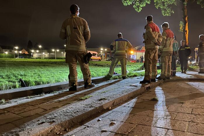 Brandweer verricht zoekactie in sloot