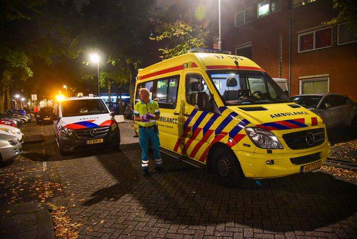 Man gewond bij steekpartij in woning