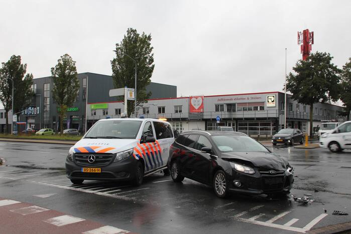 Persoon gewond bij flink verkeersongeval