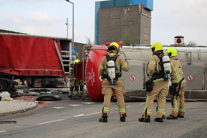 Grote brandweerinzet door ongeval tussen vrachtwagen en tankwagen