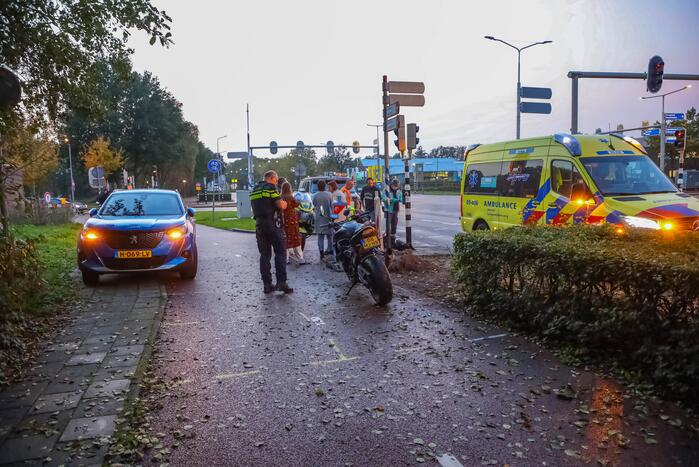 Motorrijder gewond na valpartij bij beruchte stoplicht