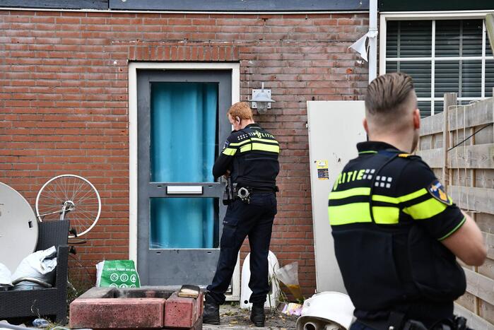 Man met verward gedrag dreigt woning in brand te steken