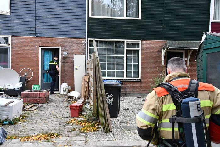 Man met verward gedrag dreigt woning in brand te steken