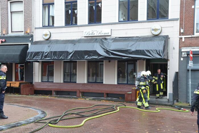 Brand in pand van restaurant Bella Roma