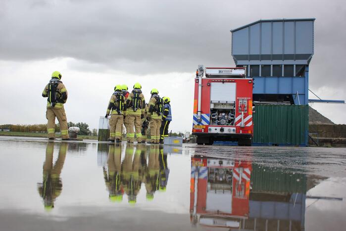 Brand in machinekamer van vrachtschip Laetitia