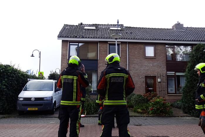 Nok dakpannen losgewaaid