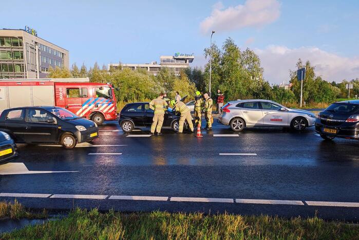 Twee auto's betrokken bij kop-staart botsing