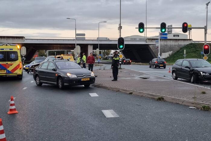 Veel schade bij ongeval op kruising