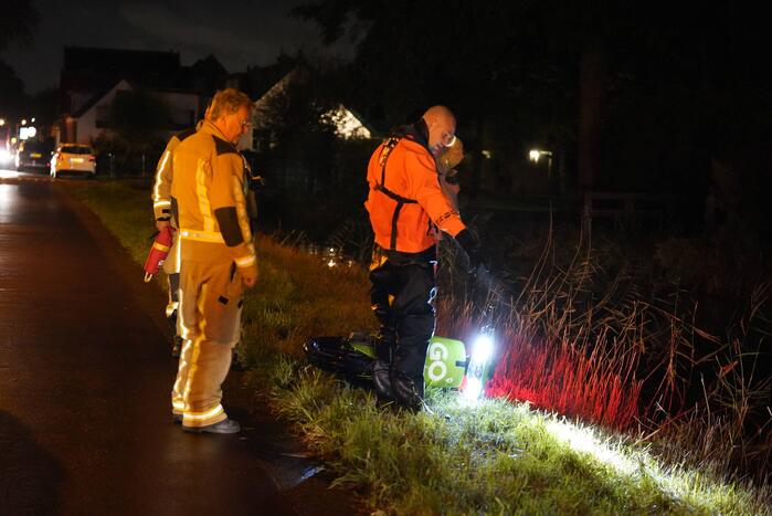 Scooter aangetroffen bij waterkant
